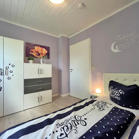 Sweetdreams - Stadtvilla Von 1936 - Bis 8 Pers - 150qm - 5 Schlafzimmer - 2 Baeder - Hunde Willkommen בית נופש