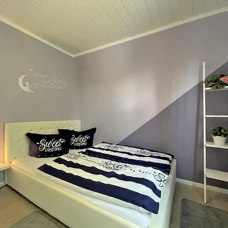 Sweetdreams - Stadtvilla Von 1936 - Bis 8 Pers - 150qm - 5 Schlafzimmer - 2 Baeder - Hunde Willkommen בית נופש *