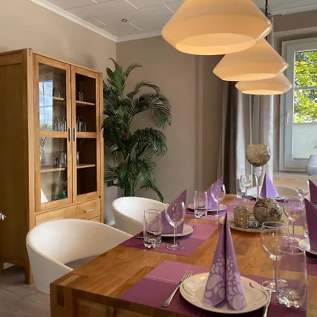 בית נופש Sweetdreams - Stadtvilla Von 1936 - Bis 8 Pers - 150qm - 5 Schlafzimmer - 2 Baeder - Hunde Willkommen