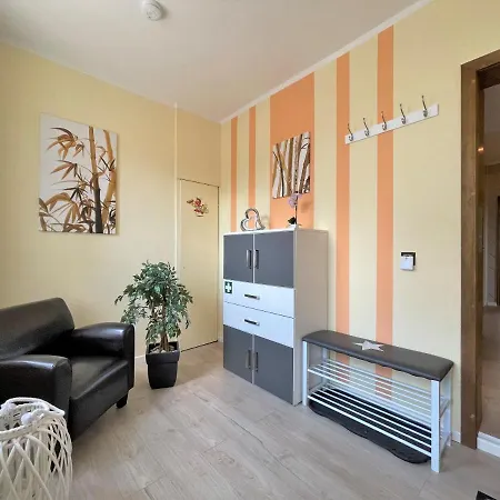 Sweetdreams - Stadtvilla Von 1936 - Bis 8 Pers - 150qm - 5 Schlafzimmer - 2 Baeder - Hunde Willkommen *