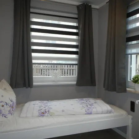 Sweetdreams - Stadtvilla Von 1936 - Bis 8 Pers - 150qm - 5 Schlafzimmer - 2 Baeder - Hunde Willkommen בית נופש באד סקסה